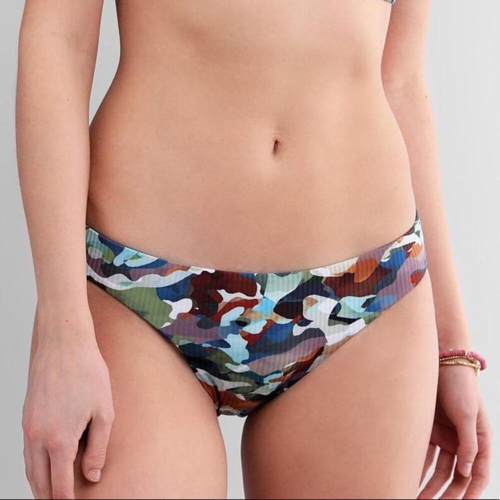 Becca Camo Adela Hipster Bikini Bottoms Size XS